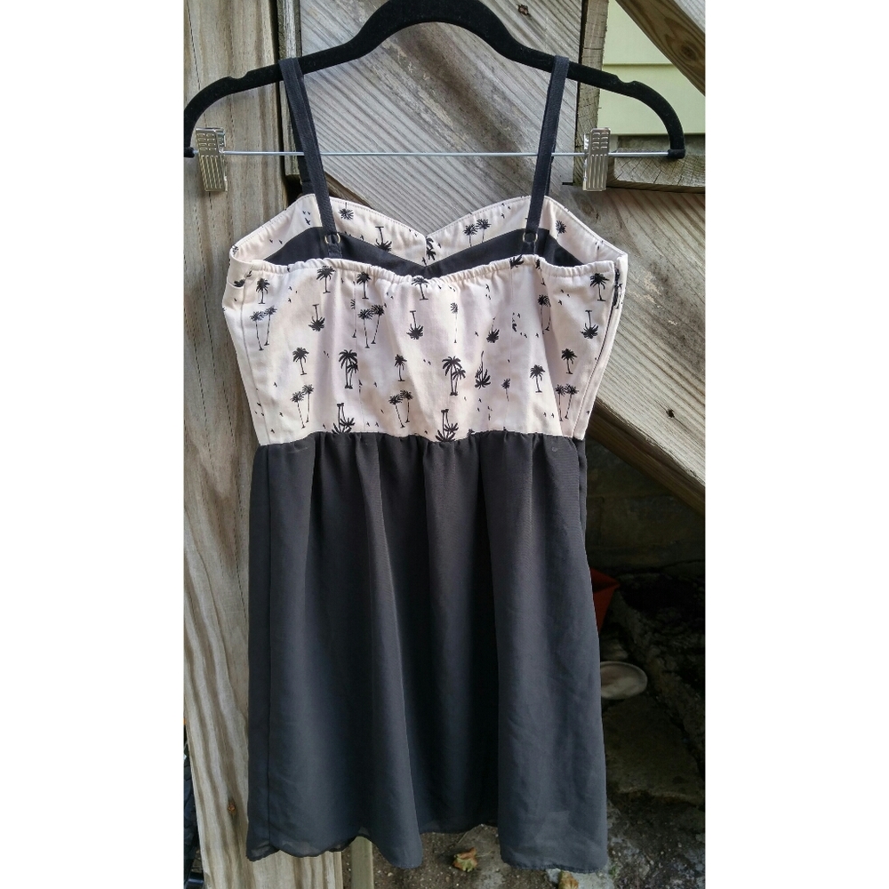 Volcom Palm Tree Dress - Picture 2 of 5